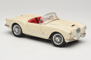 Lancia Aurelia B24 Spider Beige Bburago 1:18 3010-M2 Metall — bild 6 av 8