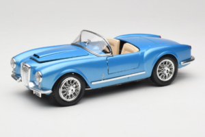 Lancia Aurelia B24 Spider Blå Bburago 1:18 3010-M1 Metall