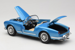 Lancia Aurelia B24 Spider Blå Bburago 1:18 3010-M1 Metall — bild 5 av 8