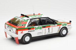 Lancia Delta HF 4WD #1 D. Cerrato Totip Rally Targa Florio 1987 Kyosho 1:18 08960C Metall — bild 3 av 8