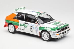 Lancia Delta HF Integrale Evo II Totip #5 A. Aghini / S. Farnocchia Rally Monte Carlo 1993 Kyosho 1:18 08348F Metall — bild 6 av 8