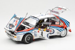 Lancia Delta HF Integrale Evo Martini #4 D. Auriol / B. Occelli Winner Rally Monte Carlo 1992 Kyosho 1:18 08348A Metall — bild 2 av 8
