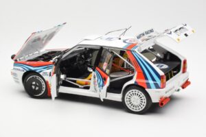 Lancia Delta HF Integrale Evo Martini #4 D. Auriol / B. Occelli Winner Rally Monte Carlo 1992 Kyosho 1:18 08348A Metall — bild 5 av 8