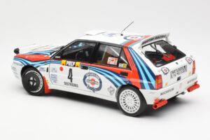 Lancia Delta HF Integrale Evo Martini #4 D. Auriol / B. Occelli Winner Rally Monte Carlo 1992 Kyosho 1:18 08348A Metall — bild 7 av 8