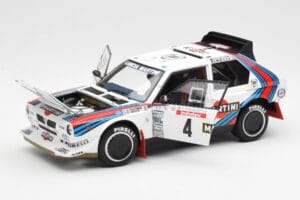 Lancia Delta S4 Martini #4 H. Toivonen / S. Cresto Rally Tour de Corse 1986 AUTOart 1:18 88620 Metall — bild 2 av 8