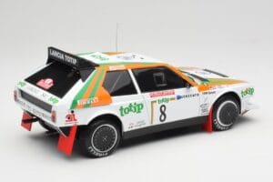 Lancia Delta S4 #8 D. Cerrato / G. Cerri Rally San Remo 1986 IXO 1:18 18RMC133 Metall — bild 2 av 6