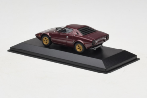 Lancia Stratos Burgundyrött Minichamps 1:43 LANCIA001 Metall — bild 3 av 4