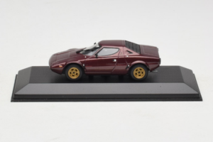 Lancia Stratos Burgundyrött Minichamps 1:43 LANCIA001 Metall