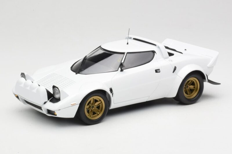 Lancia Stratos HF Stradale Vit Minichamps 1:18 155741700 Metall