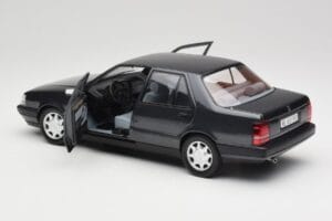 Lancia Thema Turbo 16V LX Serie II Svart Mitica 1:18 202010-D Metall — bild 5 av 8
