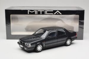 Lancia Thema Turbo 16V LX Serie II Svart Mitica 1:18 202010-D Metall — bild 8 av 8