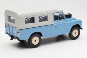 Land Rover Series II 109 Pick Up Closed Blå MCG 1:18 MCG18094 Metall — bild 2 av 6
