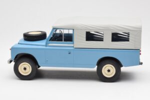 Land Rover Series II 109 Pick Up Closed Blå MCG 1:18 MCG18094 Metall — bild 3 av 6