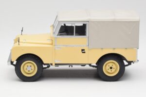Land Rover 88 Series 1 Hard Top Ljusbeige MCG 1:18 MCG18368 Metall — bild 5 av 6