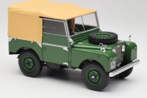 Land Rover 88 Series I Bronze Green Minichamps 1:18 150168906 Metall — bild 6 av 8