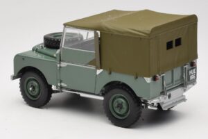 Land Rover 88 Series I Grön Minichamps 1:18 150168900 Metall — bild 7 av 8