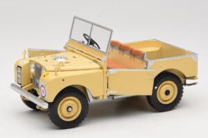 Land Rover 88 Series I RAF Beige Minichamps 1:18 150168911 Metall — bild 2 av 8