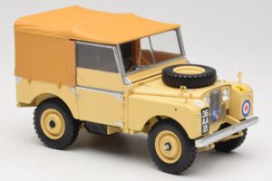 Land Rover 88 Series I RAF Beige Minichamps 1:18 150168911 Metall — bild 6 av 8