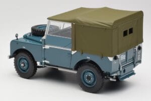 Land Rover 88 Series I Ljusblå Minichamps 1:18 150168907 Metall — bild 7 av 8