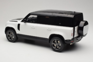 Land Rover Defender 110 L663 GT Spirit 1:12 GT554 Resin — bild 5 av 6