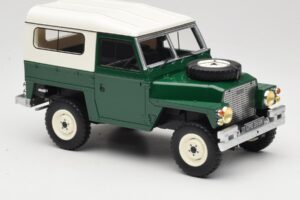Land Rover Lightweight Series III Hard Top Mörkgrön BoS Models 1:18 BOS355 Resin — bild 4 av 6