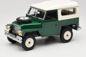 Land Rover Lightweight Series III Hard Top Mörkgrön BoS Models 1:18 BOS355 Resin