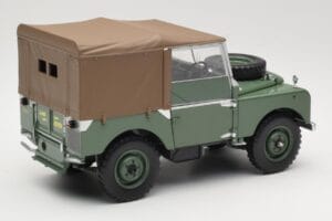 Land Rover Series 1 88 Grön Minichamps 1:18 150168912 Metall — bild 3 av 8