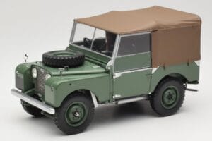 Land Rover Series 1 88 Grön Minichamps 1:18 150168912 Metall