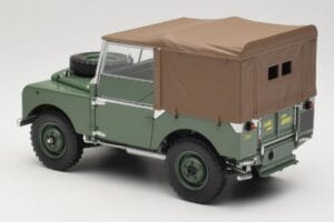 Land Rover Series 1 88 Grön Minichamps 1:18 150168912 Metall — bild 7 av 8