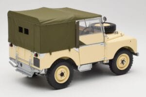 Land Rover Series I 88 Sand Beige Matt Minichamps 1:18 150168905 Metall — bild 3 av 8