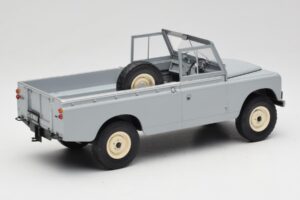 Land Rover Series II 109 Pickup Grå MCG 1:18 MCG18092 Metall — bild 2 av 6