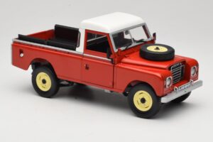 Land Rover Series I 109 Pickup Röd Eagle Collectibles 1:18 440500 Metall — bild 6 av 8