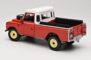 Land Rover Series I 109 Pickup Röd Eagle Collectibles 1:18 440500 Metall — bild 7 av 8