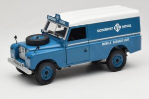 Land Rover Series III 109 Soft Top Motorway Patrol Blå Eagles Race 1:18 4403 Metall
