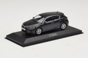 Lexus CT200h Grey Metallic Minichamps 1:43 LEXUS001 Metall — bild 2 av 5