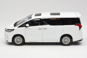 Lexus LM300h White Pearl Kyosho 1:18 08963WP Metall — bild 4 av 8