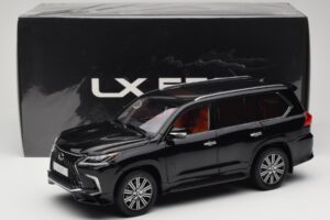 Lexus LX570 J200 Svart LCD 1:18 LCD18010-BL Metall — bild 8 av 8