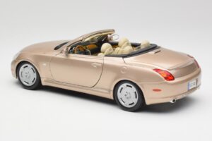 Lexus SC430 Beige Maisto 1:18 31629 Metall — bild 7 av 8