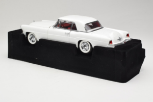Lincoln Continental Mark II Vit Road Signature 1:18 20078-P1 Metall — bild 5 av 6