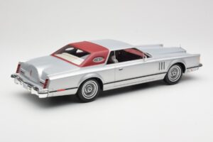 Lincoln Continental Mark V Coupe Silver BoS Models 1:18 BOS084 Resin — bild 2 av 6