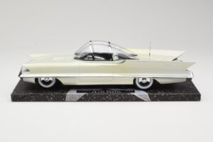 Lincoln Futura Concept Vit Minichamps 1:18 107082030 Metall — bild 3 av 6