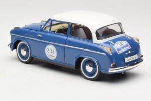 Lloyd Alexander TS #234 Blå Revell 1:18 08463 Metall — bild 7 av 8