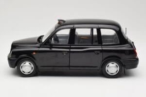 London Taxi TX1 Svart Sun Star 1:18 1120 Metall — bild 4 av 8