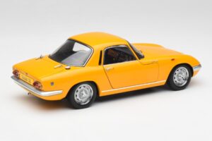 Lotus Elan S/E Racing Gul AUTOart 1:18 75352 Metall — bild 3 av 8