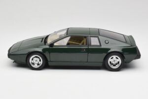 Lotus Esprit S1 Grön AUTOart 1:18 75302 Metall — bild 4 av 8