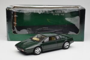 Lotus Esprit S1 Grön AUTOart 1:18 75302 Metall — bild 8 av 8