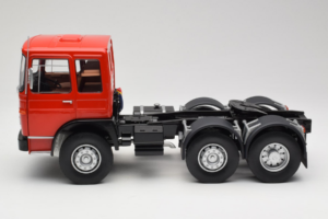 MAN 16304 F7 Röd Road Kings 1:18 RK180053 Metall — bild 4 av 8