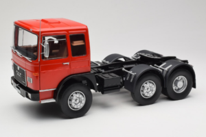 MAN 16304 F7 Röd Road Kings 1:18 RK180053 Metall
