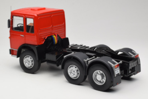 MAN 16304 F7 Röd Road Kings 1:18 RK180053 Metall — bild 7 av 8