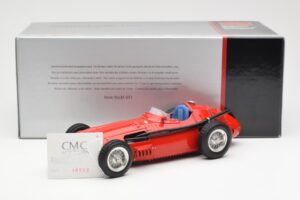Maserati 250F J-M. Fangio F1 World Champion 1957 CMC 1:18 M-051 Metall — bild 2 av 6